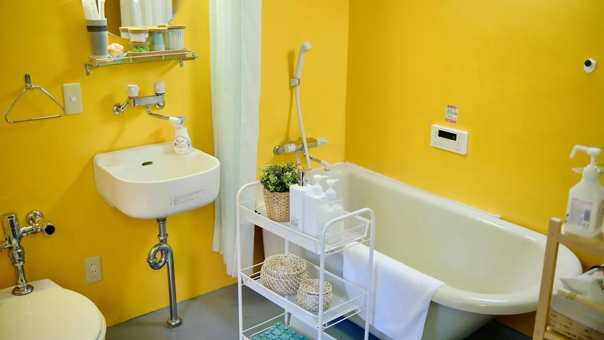 Apartment 中野レモンハウス-Vacation Stay 1 Station From Shinjuku!-商店街沿いまるまる貸切アパート Tokyo